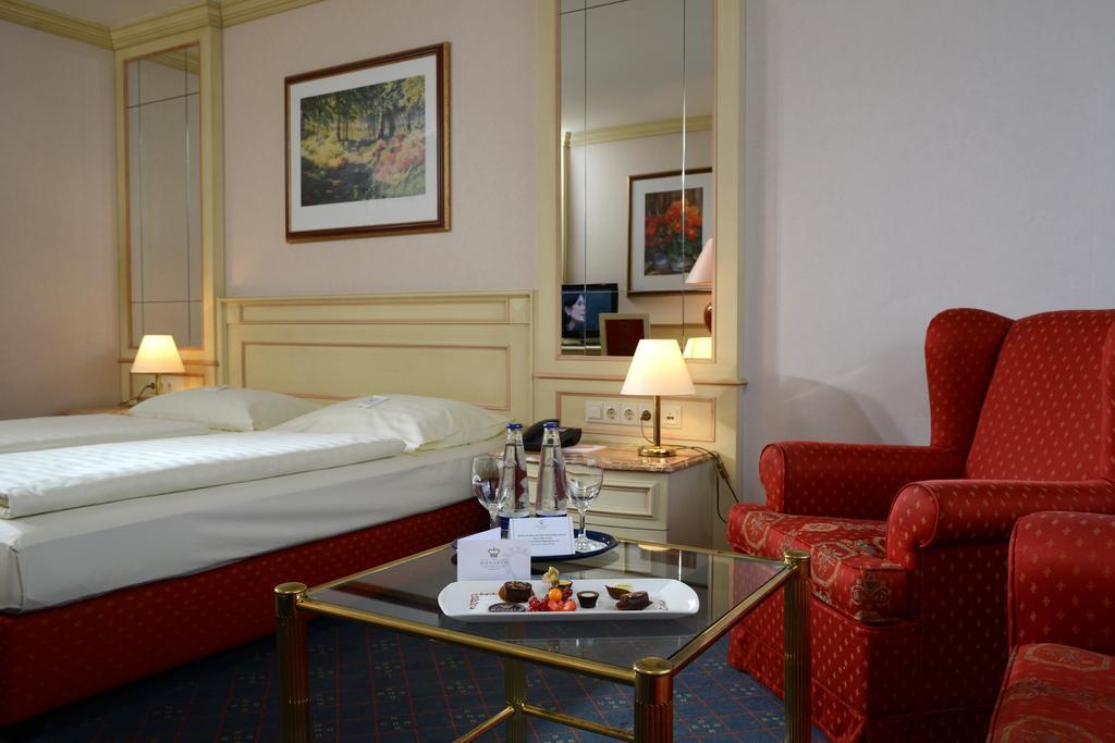 באד גיגינג The Monarch Hotel מראה חיצוני תמונה